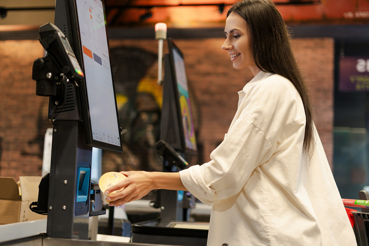 Micro market self-checkout station